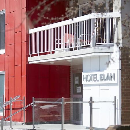 Hotel Elan Калгари Экстерьер фото